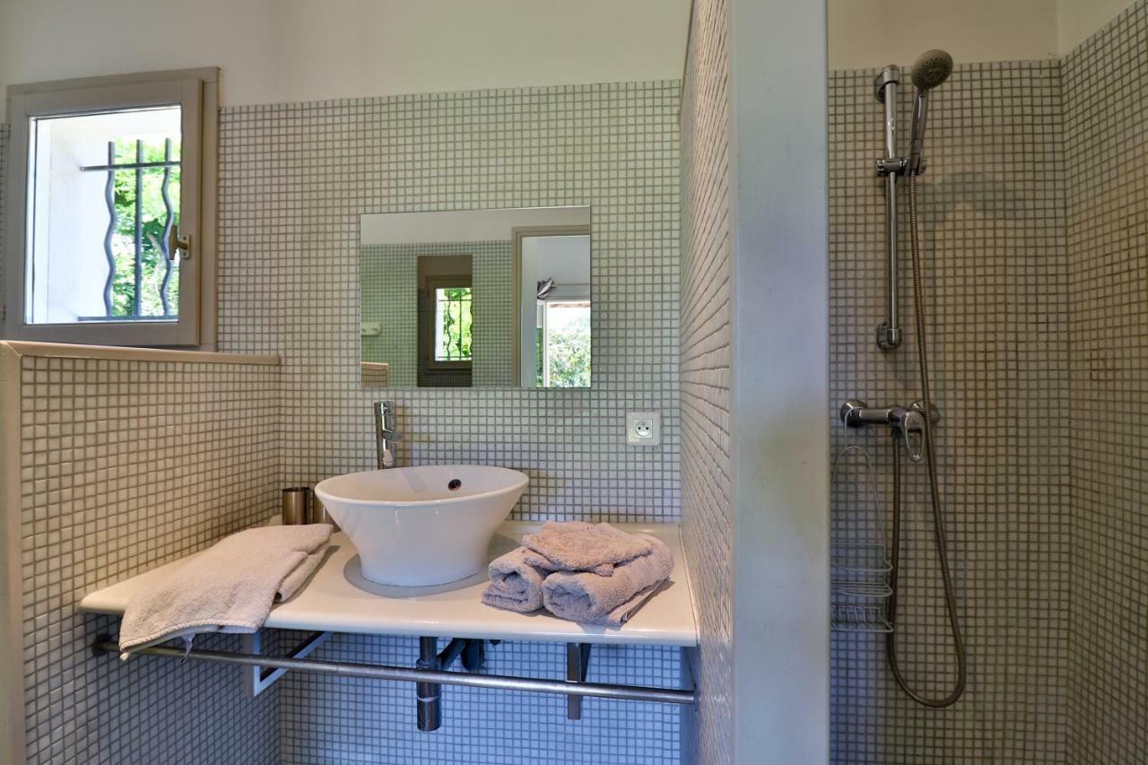 Le Clos De St Paul La Colle-sur-Loup Bagian luar foto